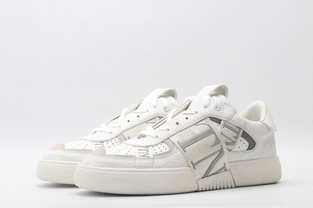 VA1ENTIN0 sneaker